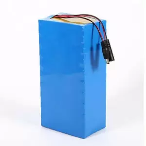 แบตเตอรี่ลิเธียมไออน 12V 28Ah สำหรับพลังงานแสงอาทิตย์ พลังงานทางการแพทย์ พลังงาน RV และพลังงานทางทะเล