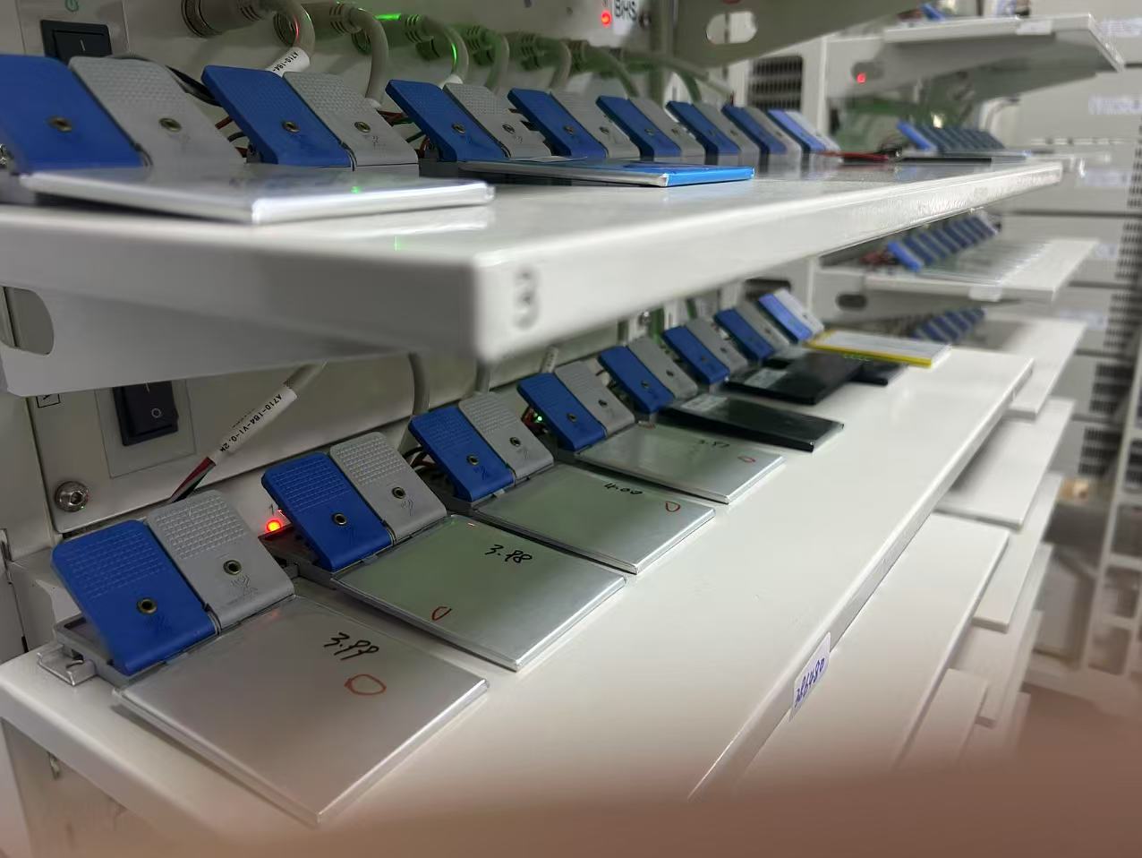 How a High-Quality VADE Battery is Born Quality Benchmarking - How a High-Quality VADE Battery is Born