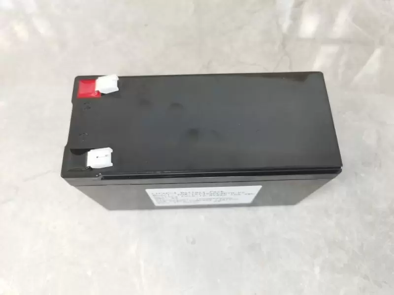 Güneş ve Kapı Otomasyonu için BMS'li 12.8V 8Ah LiFePO4 Lityum Demir Pil