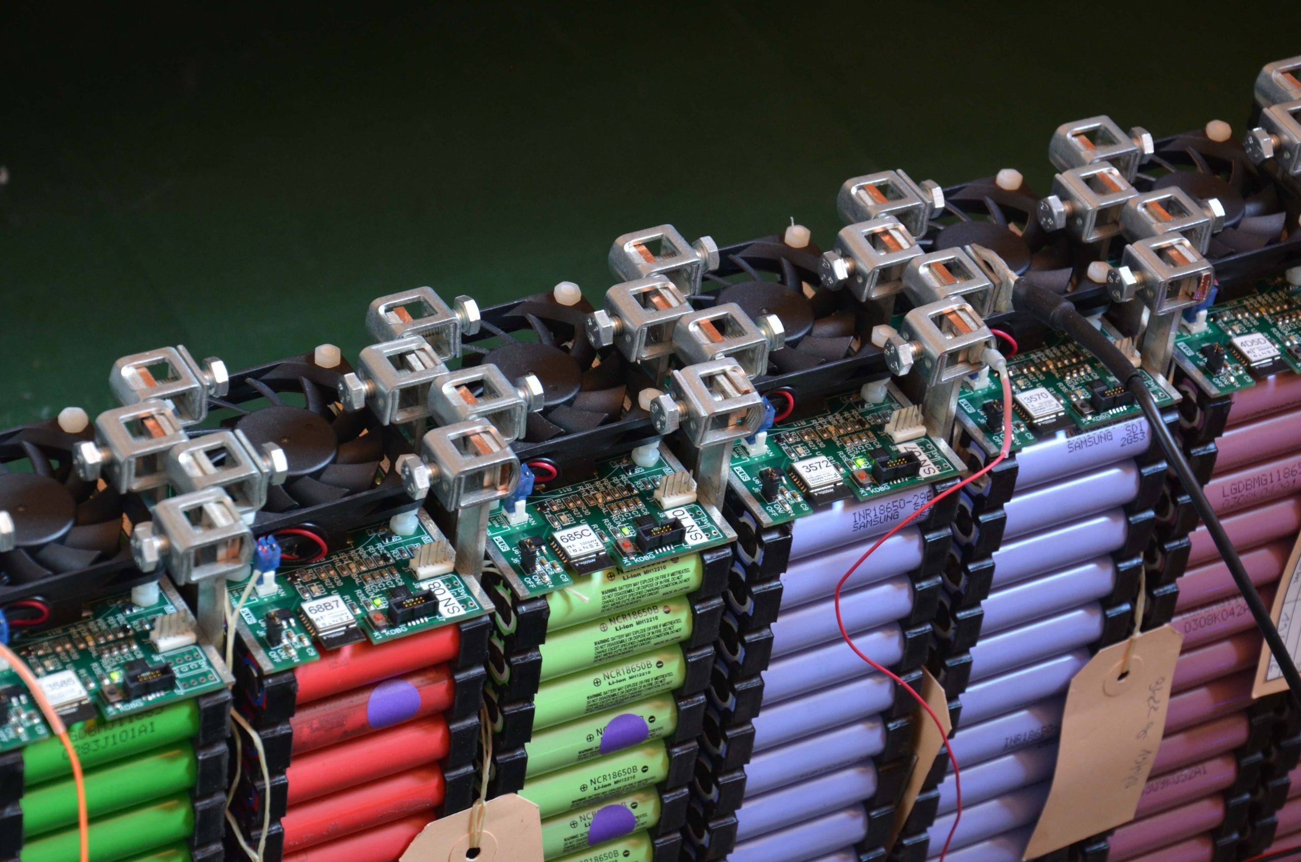 LiFePO4 & NMC Battery Packs: Safety, BMS Tech & Cost Savings Battery Management System scaled - LiFePO4 & NMC Battery Packs: Safety, BMS Tech & Cost Savings
